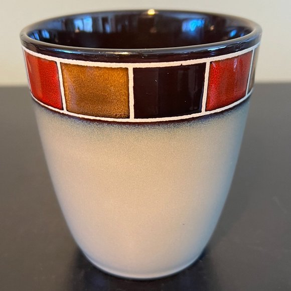 Pair of GIBSON Elite Casa Roja Stoneware Mugs w/ Small Square Glazed Tile Border - Picture 5 of 10